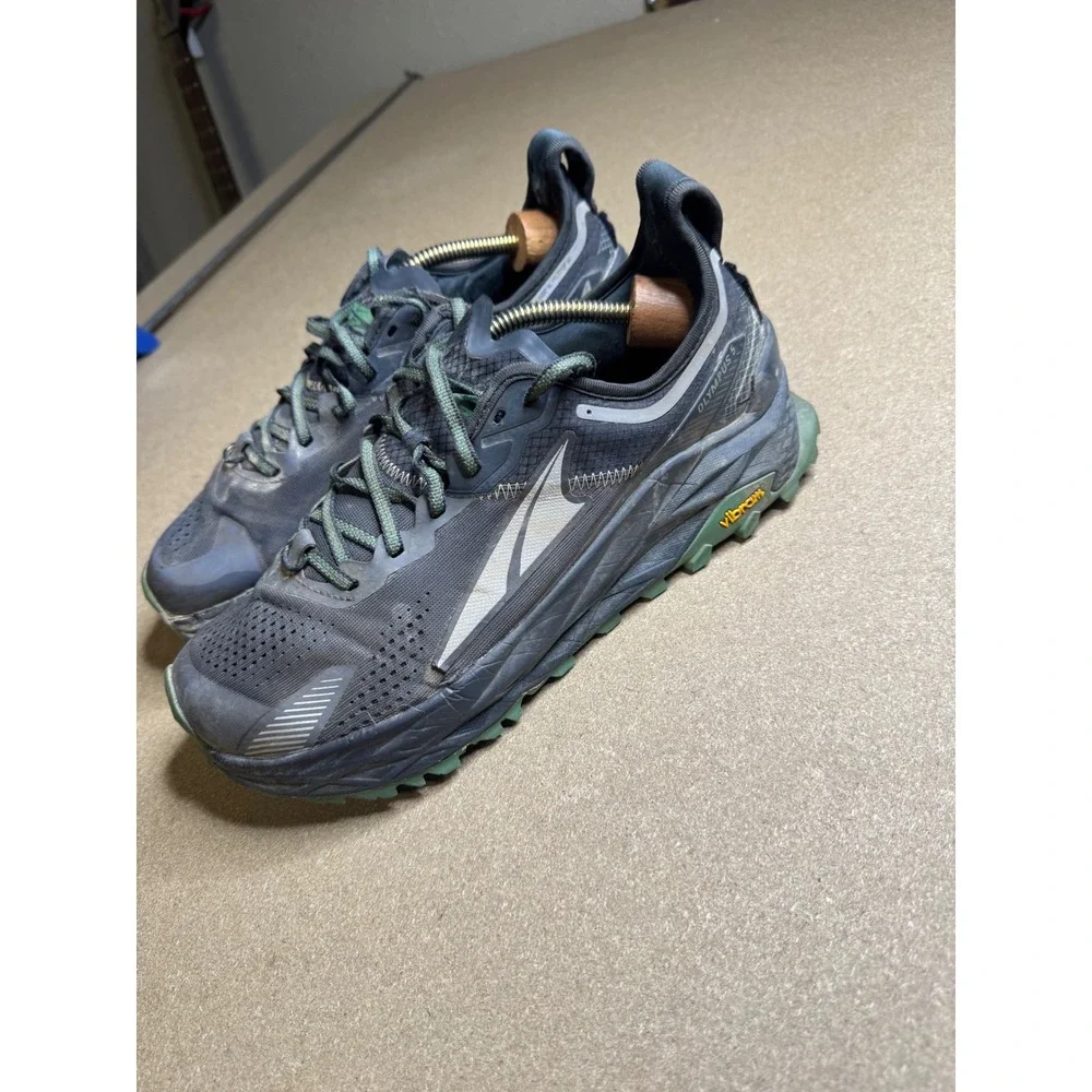 Altra Olympus 5 Mens 10.5 Trail Running Shoes Black Gray Green Vibram AL0A7R6P
